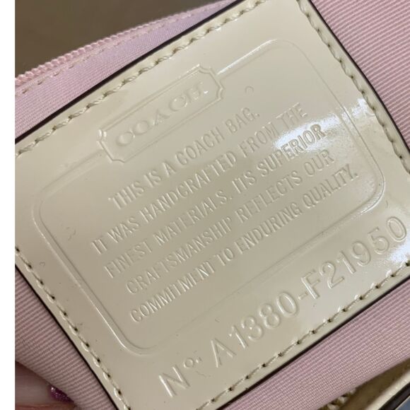 Coach Signature Canvas Tote Bag – Beige / Khaki – Classic Style - Picture 7 of 10